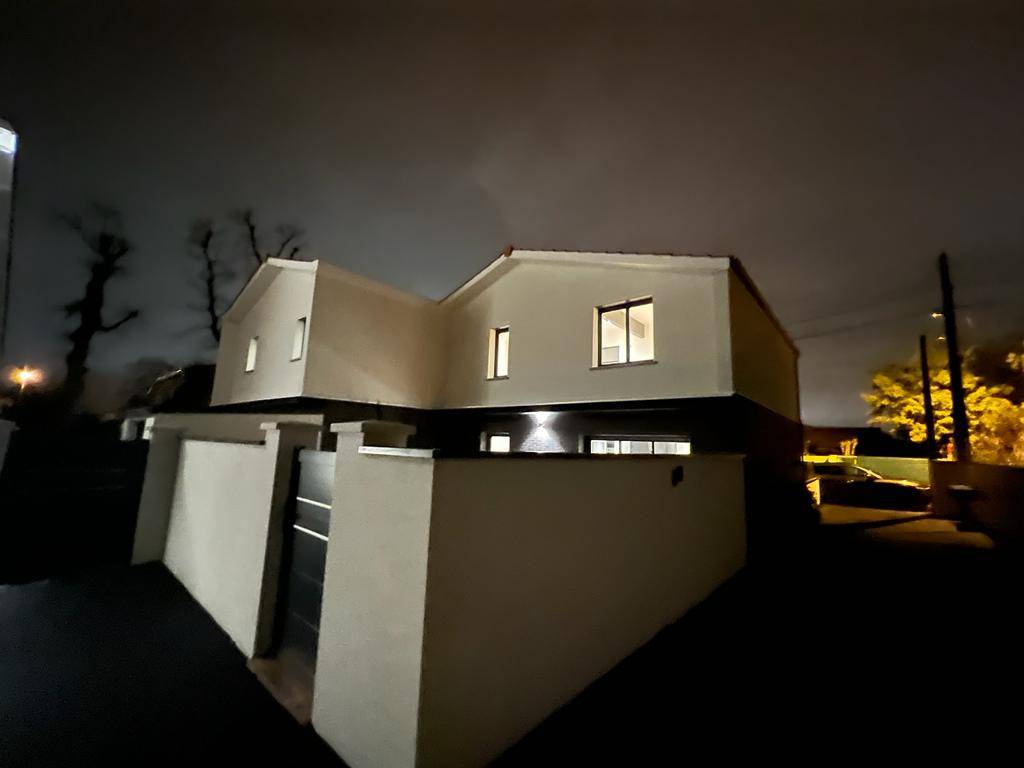 Construction de bâtiments neufs par un architecte qualifié à Villenave proche de Bordeaux en Gironde.