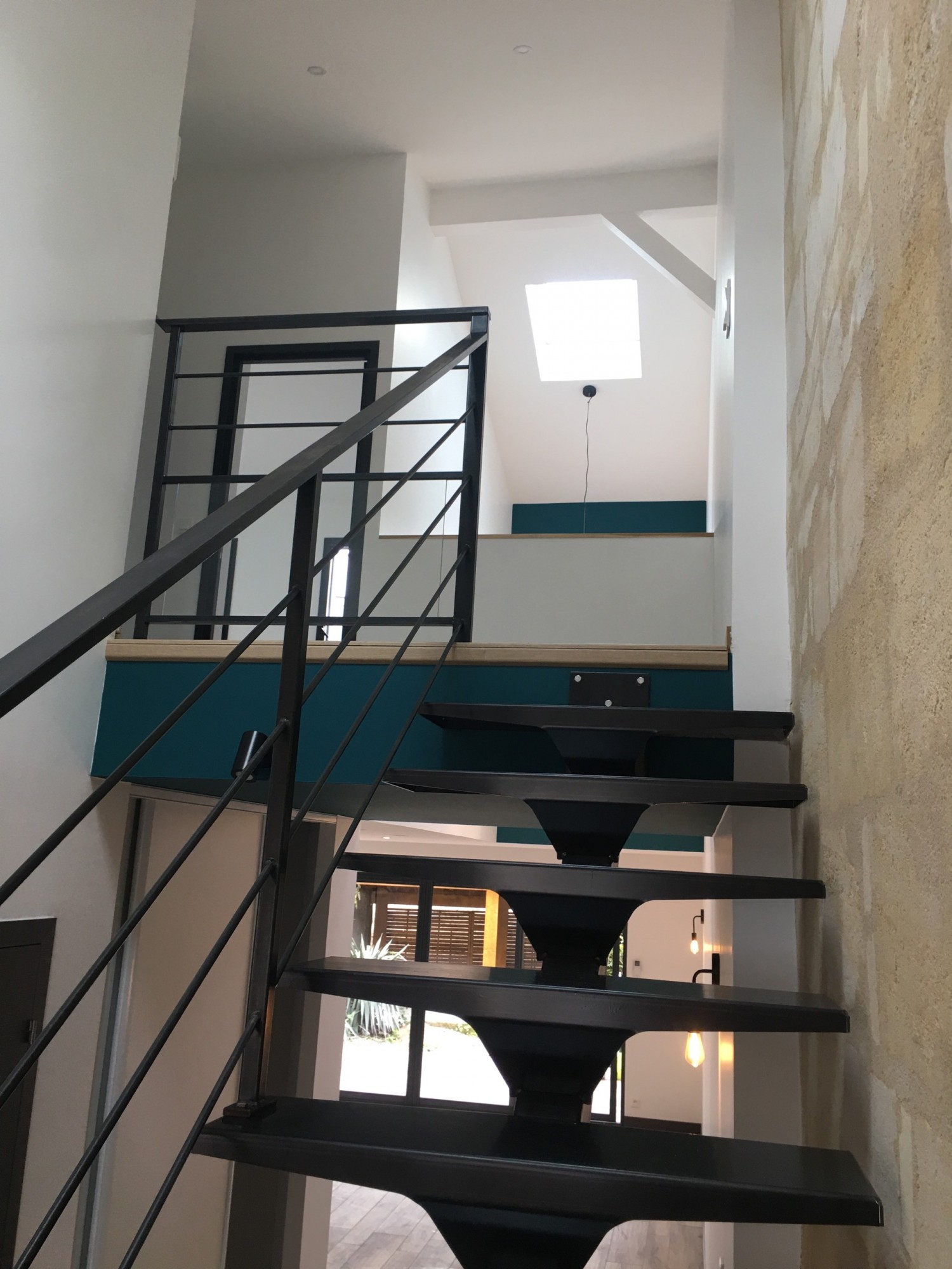 architecte bordeaux pour Rénovation et surélévation avec extension d'une échoppe à Bordeaux en Gironde