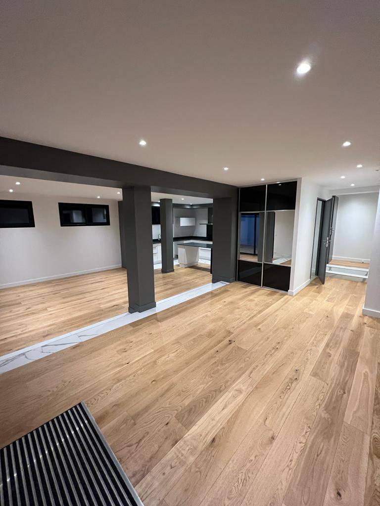 Construction de bâtiments neufs par un architecte DPLG à Villenave proche de Bordeaux en Gironde.