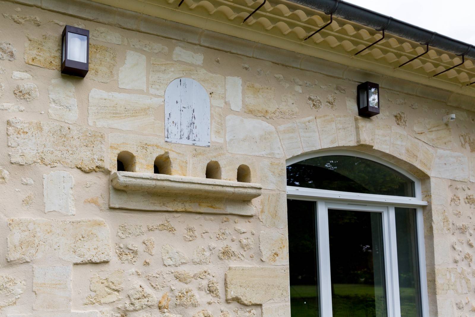 Restauration d'une belle demeure ancienne en pierre à Bordeaux et partout en Gironde 