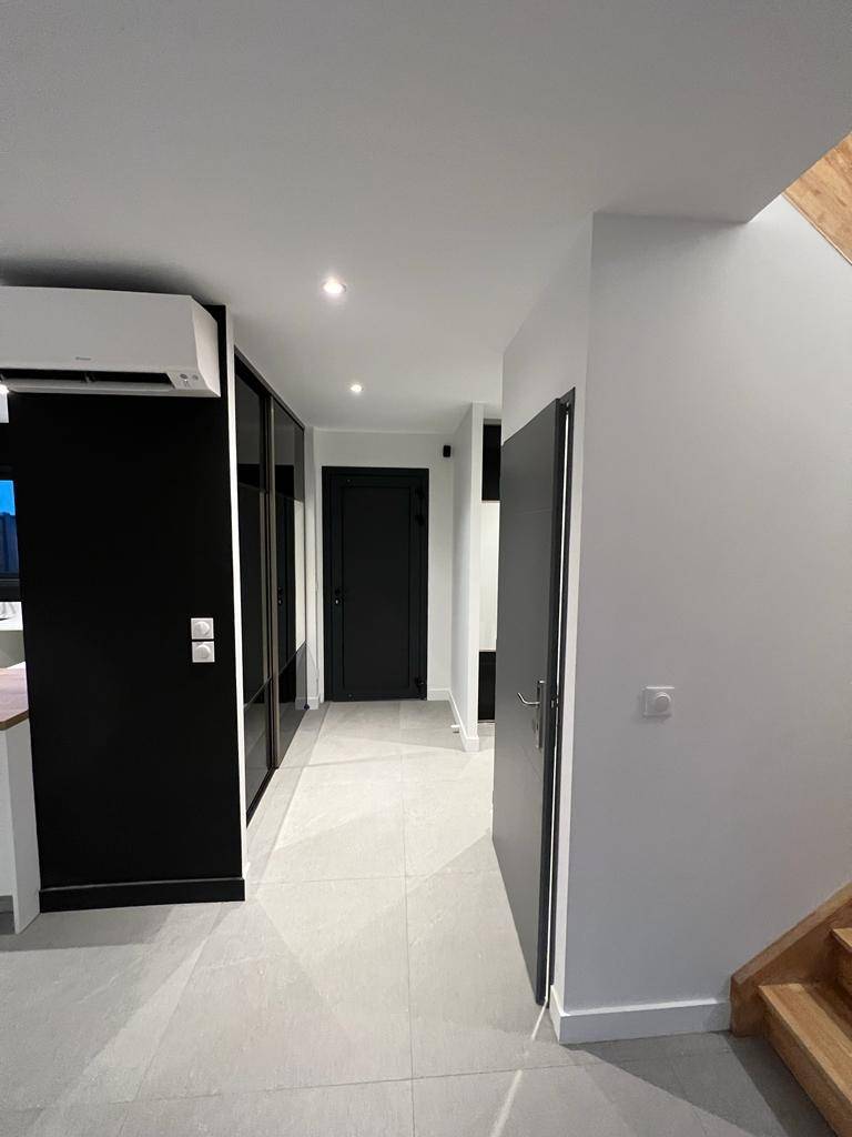 construction de logements neufs de type maisons accolées par achitecte à villenave d'Ornon proche de Bordeaux en gironde 