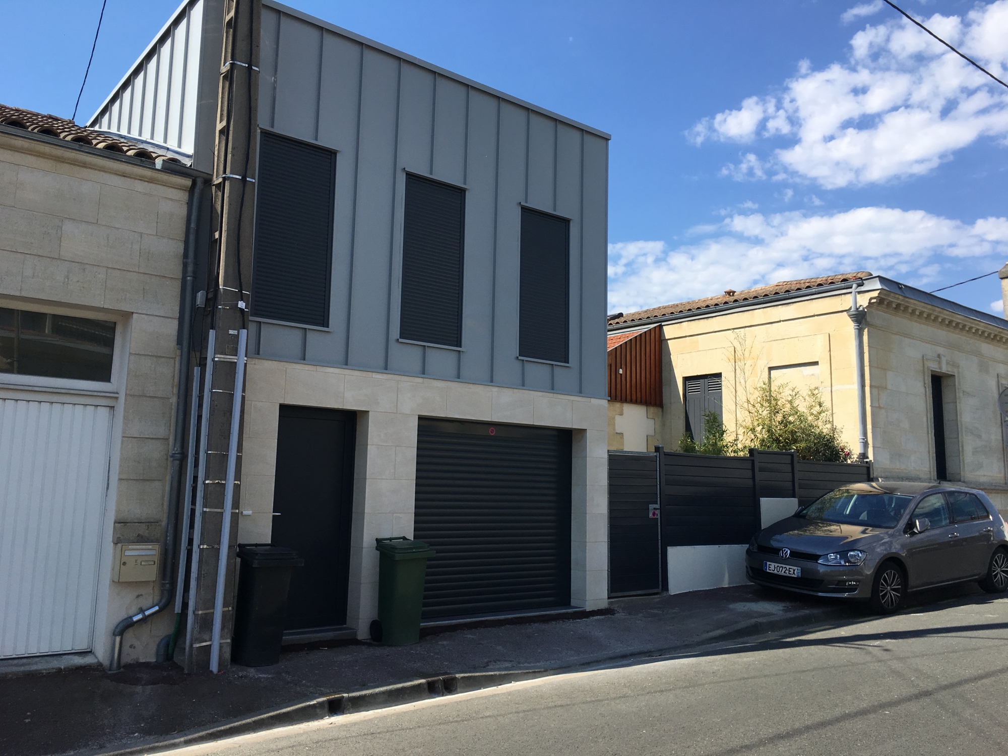 Architecte surélévation Le Bouscat proche de Bordeaux -facade en zinc