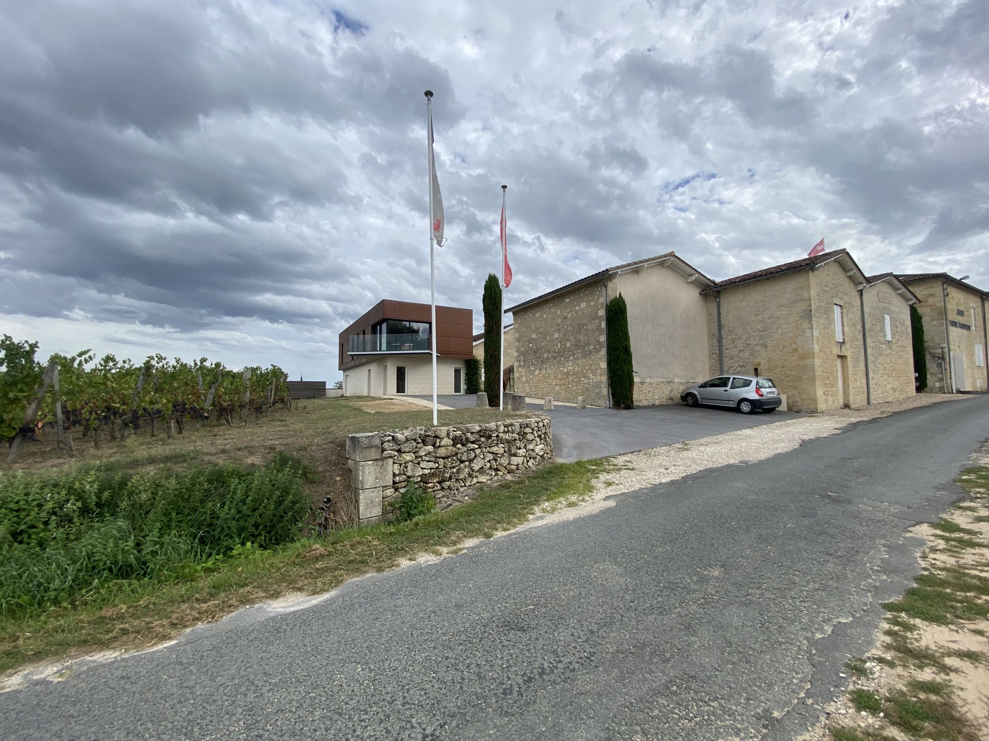 architecte rénovation extension chai salle de dégustation restaurant saint emilion proche de Bordeaux