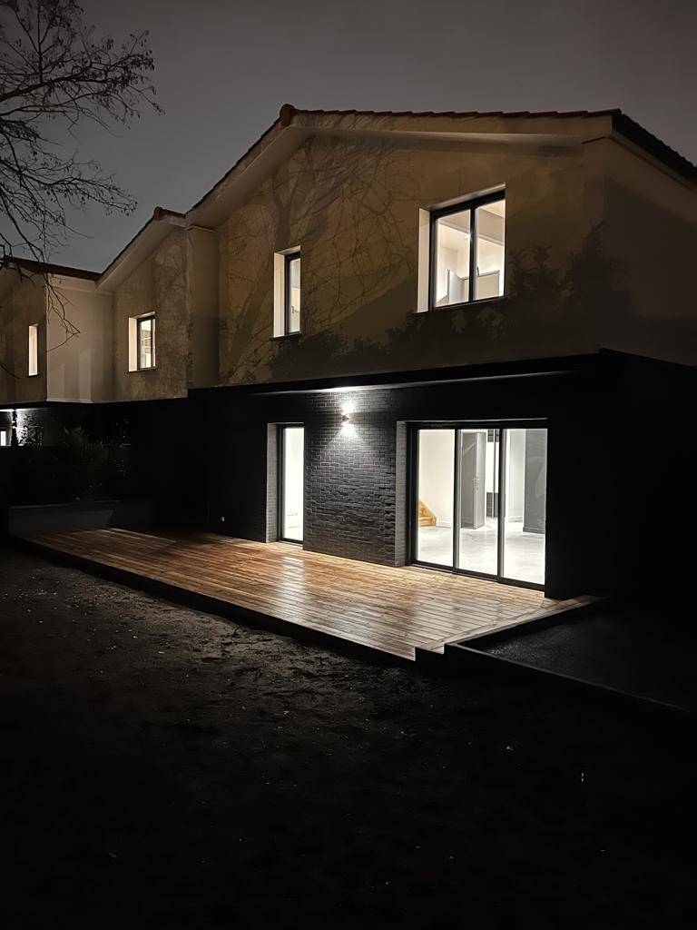 Où trouver un cabinet d'architecte spécialisé dans la construction et la rénovation à Lège cap Ferret sur le bassin d'arcachon