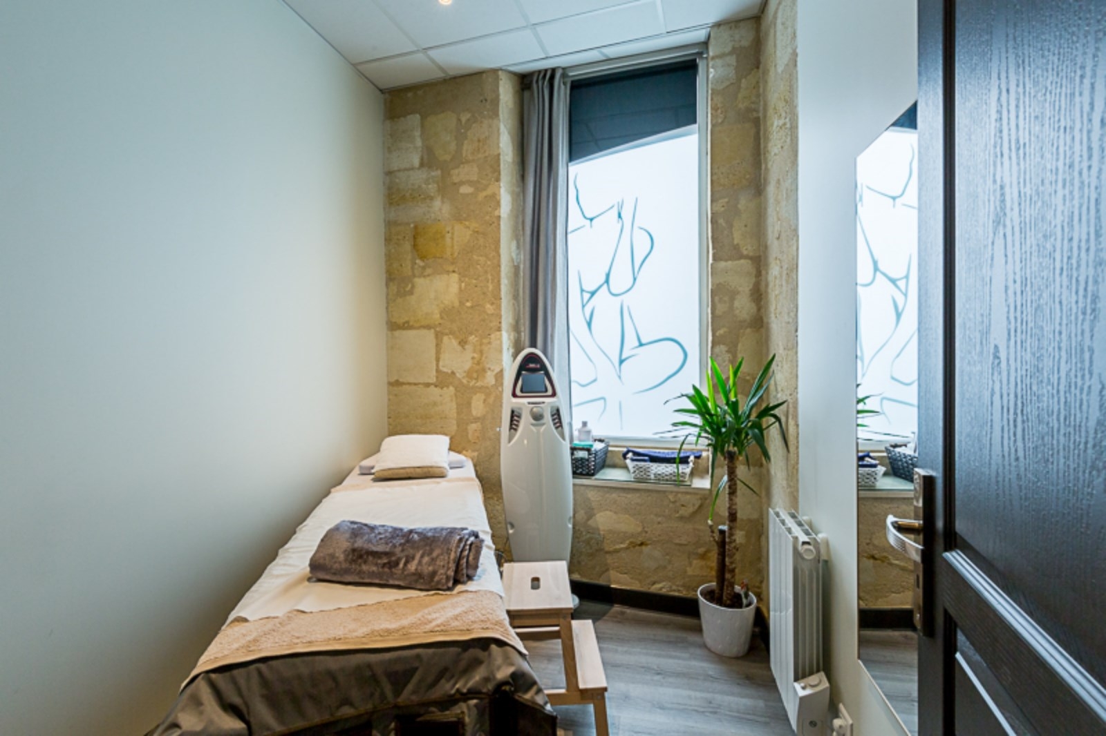 aménagement d'un coin détente dans un centre de beauté à Bordeaux