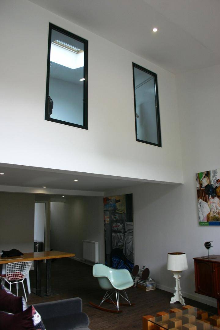 Rénovation et surélévation maison de ville à Bordeaux en gironde séjour avec grande hauteur sous plafond 