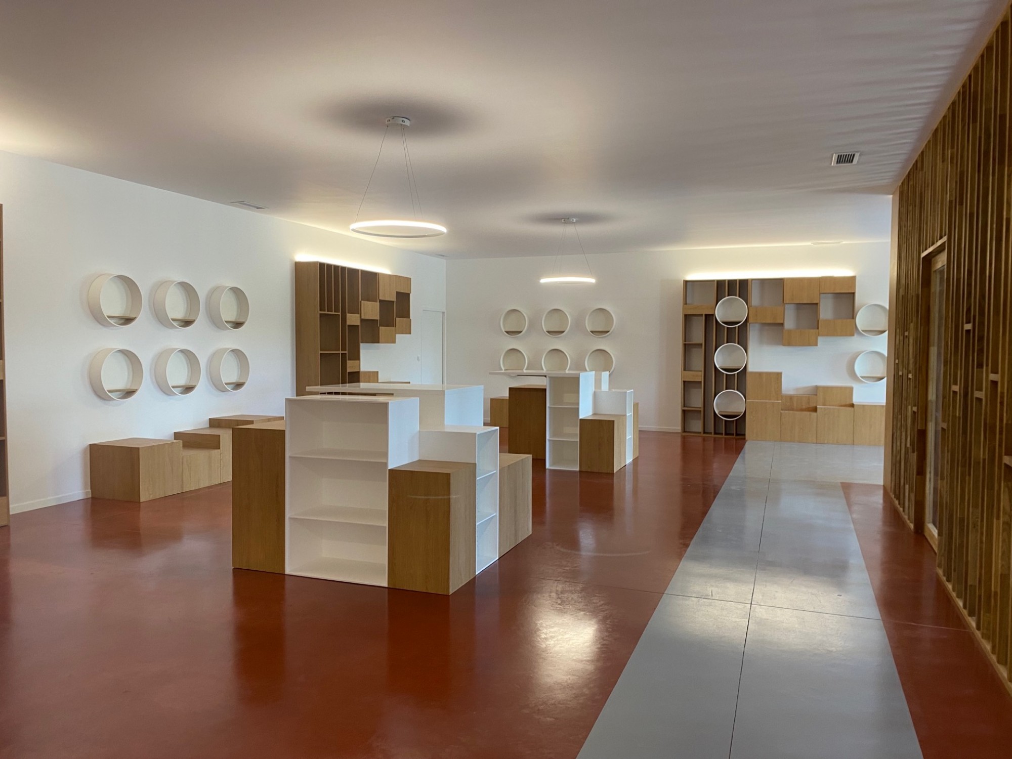 architecte pour aménagement show room, magasin sur mesure à bordeaux centre et partout en gironde 