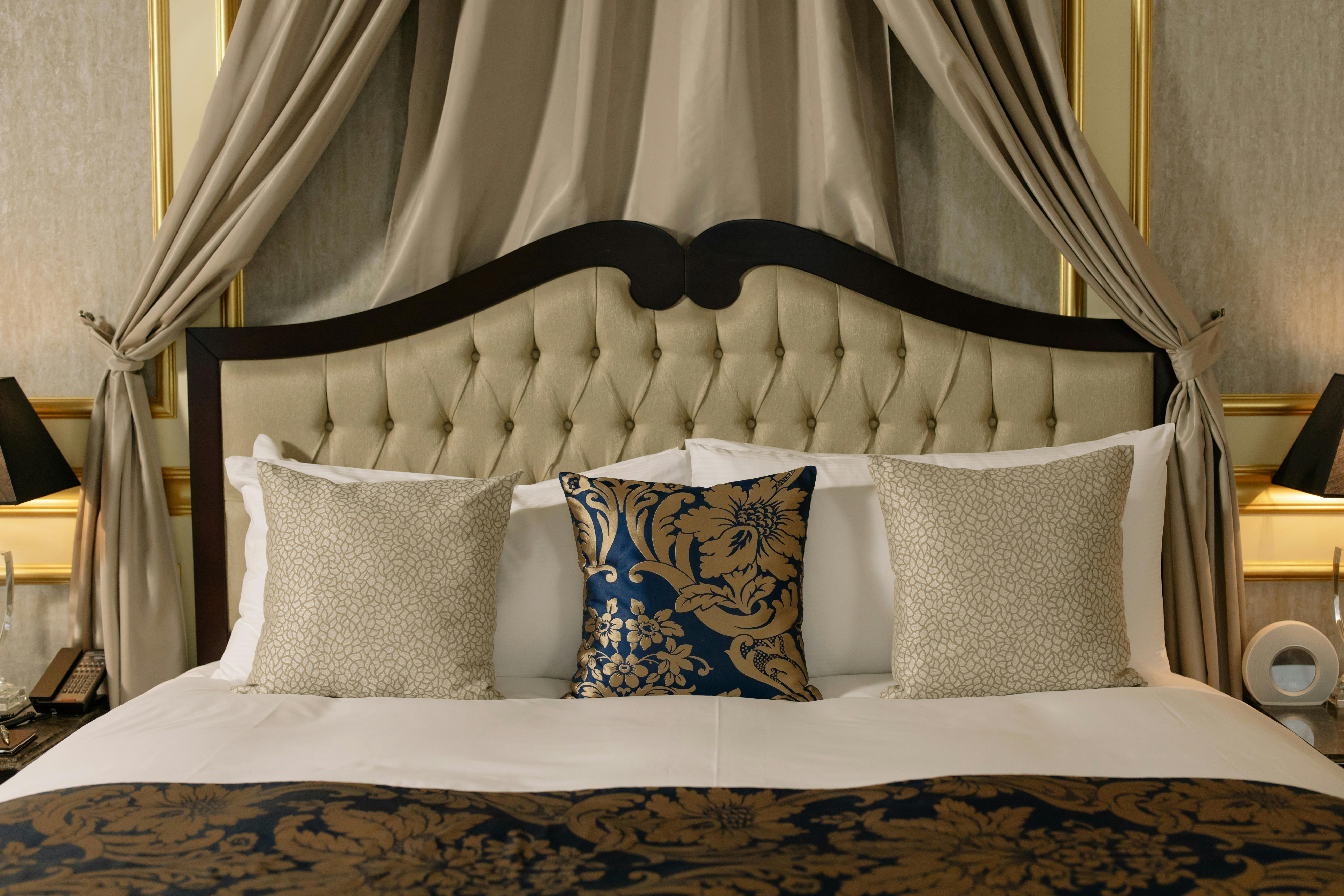 Modernisez votre hôtel de charme au Cap Ferret avec une rénovation professionnelle et adaptée à votre style.