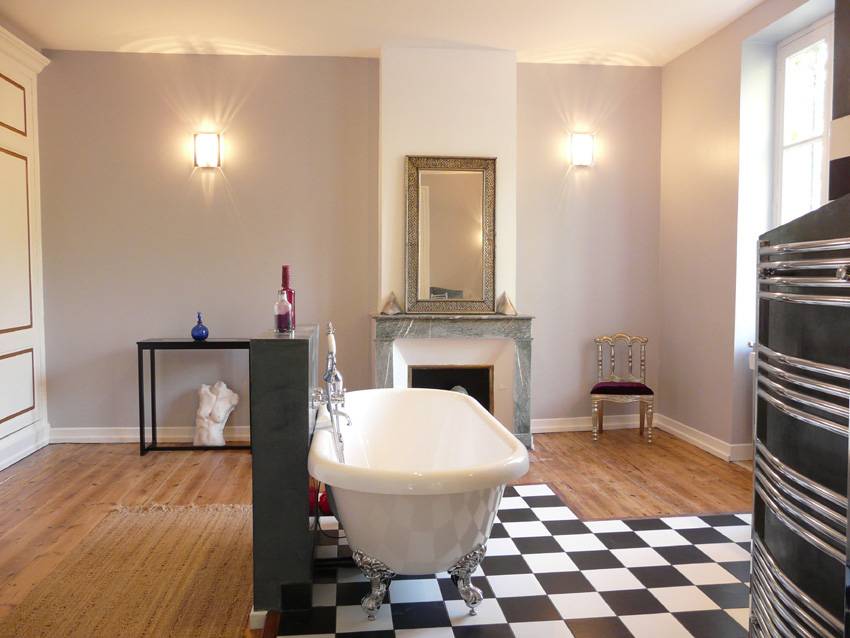 Aménagement de Loft, salle de bains baignoire ilôt, Architecte d'intérieur pour rénovation maison, appartement, échoppe à Bordeaux metropole et partout en Gironde