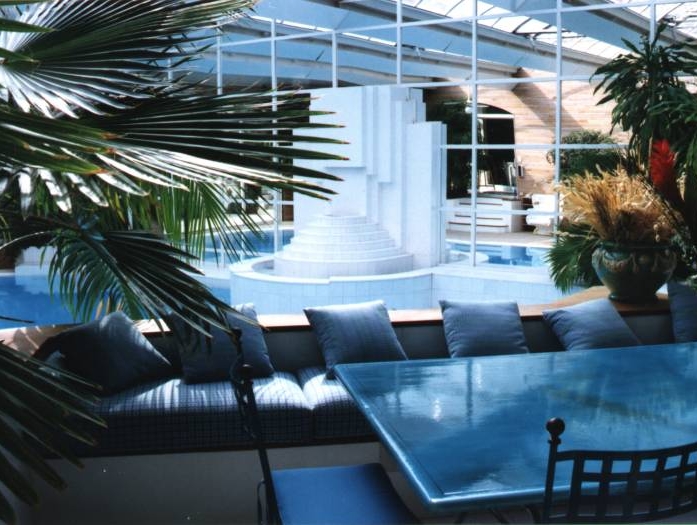 aménagement d'une piscine intérieure dans un bâtiment existant