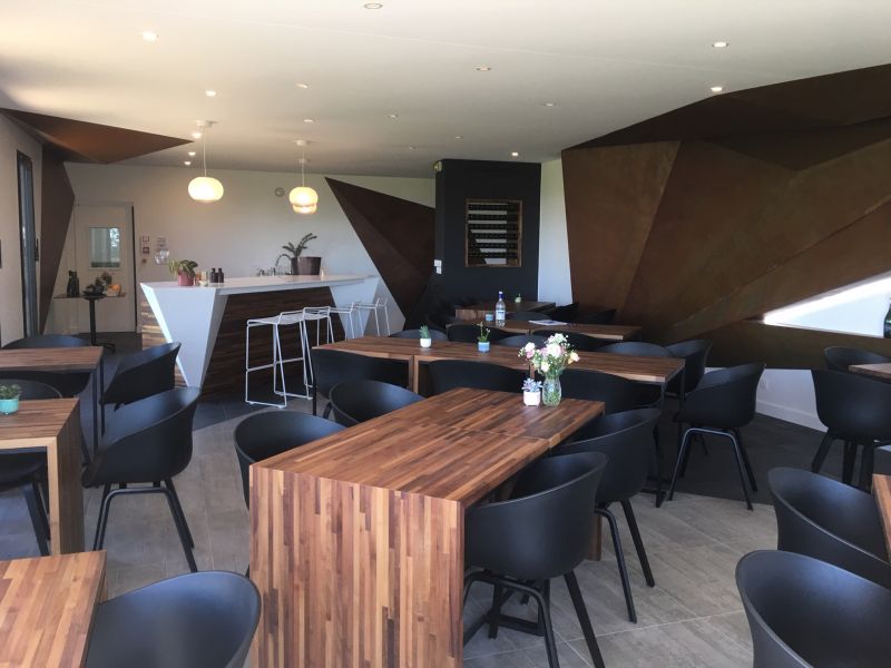 Construction salle de dégustation et restaurant avec terrasse à Saint Emilion