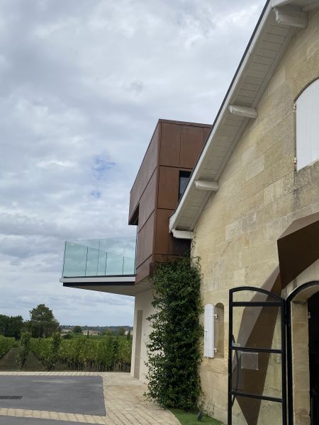 Architecte bordeaux construction chai proche de bordeaux à saint emilion