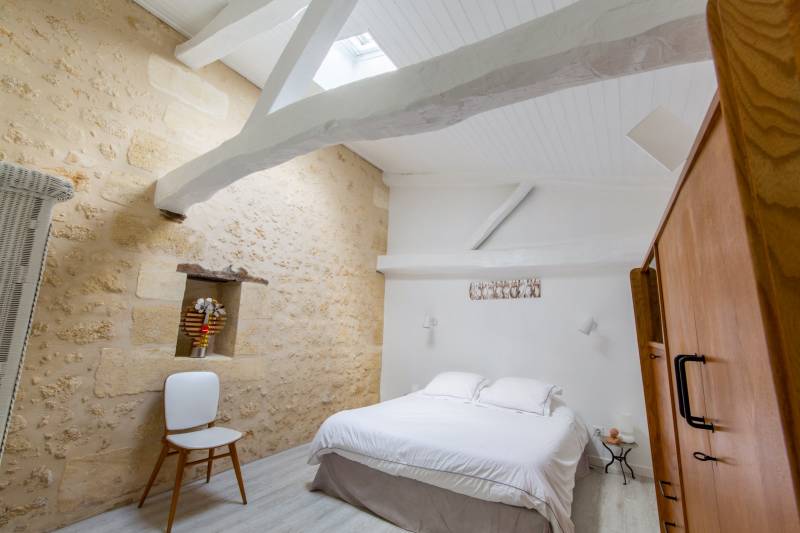 architecte d'intérieur pour rénover maison  de luxe  en pierre à Saint Emilion à Bordeaux