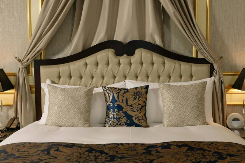 Modernisez votre hôtel de charme au Cap Ferret avec une rénovation professionnelle et adaptée à votre style.